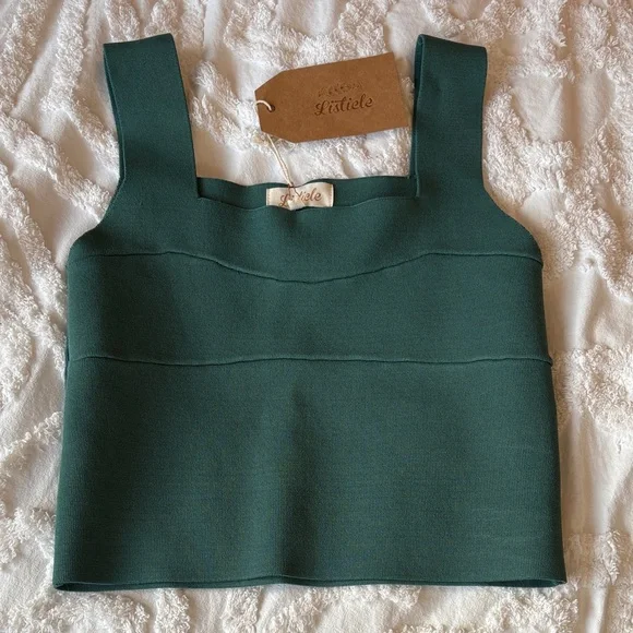 Listicle Women's Dark Green Crop Top - Picture 1 of 5